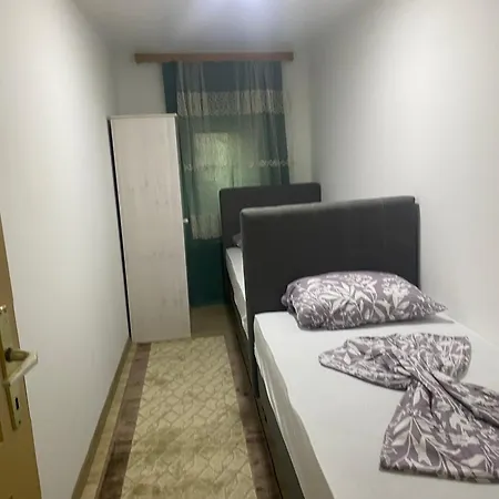 Poturmahala 2 * טראווניק