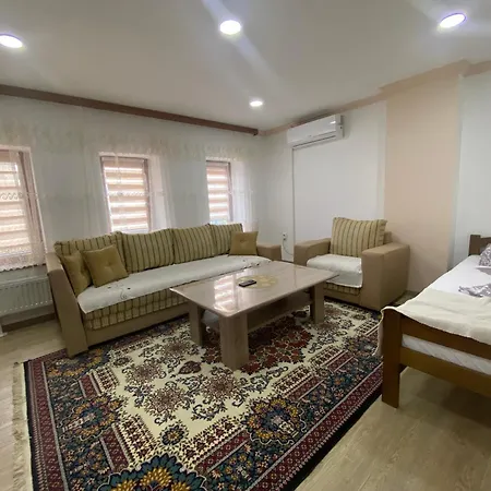 Apartamento Poturmahala 2